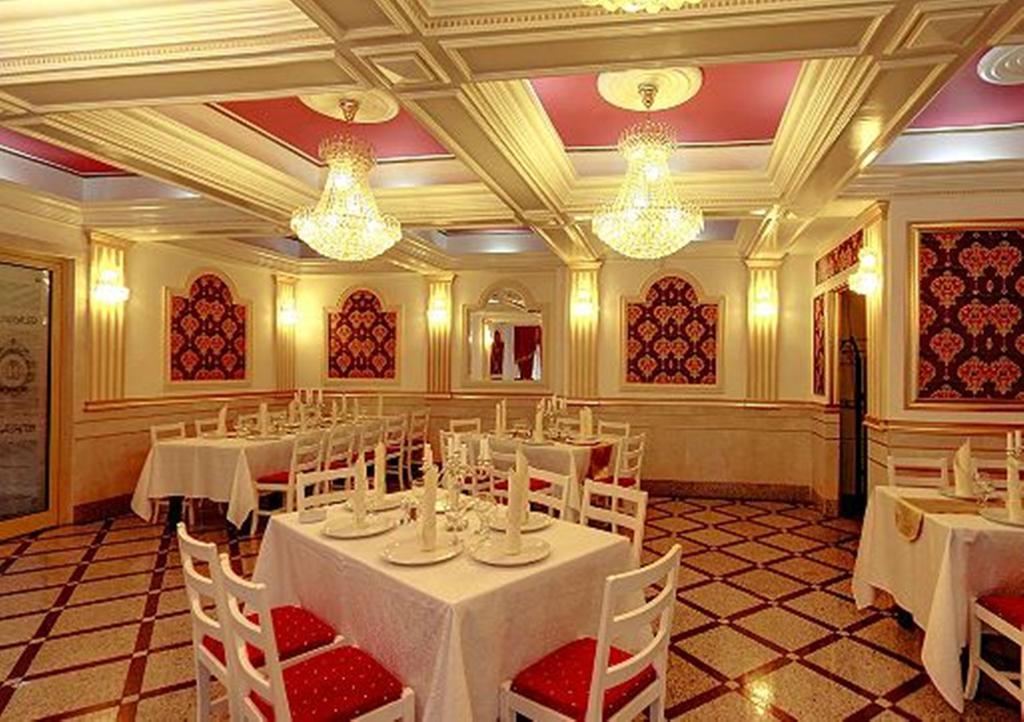 Hotel Rehoma Pitesti Luaran gambar