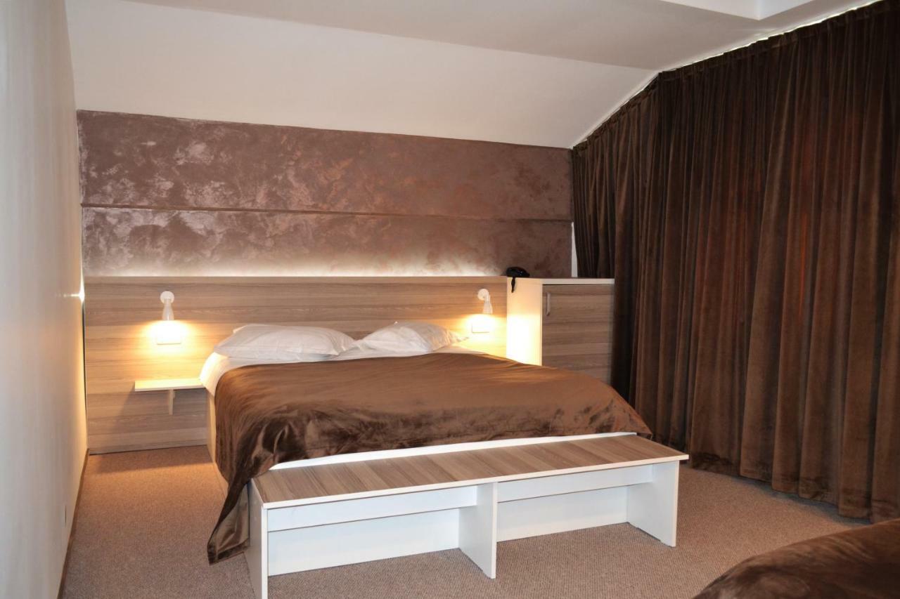 Hotel Rehoma Pitesti Luaran gambar