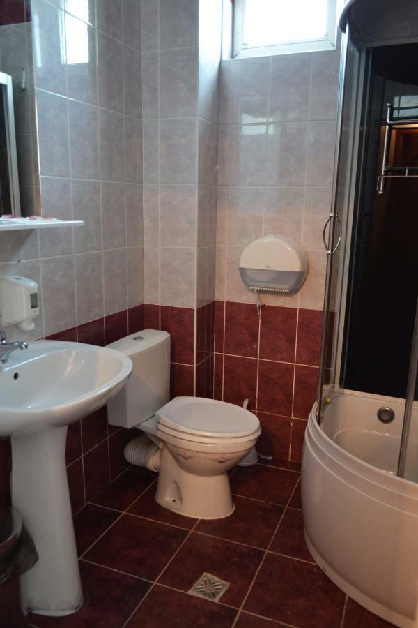 Hotel Rehoma Pitesti Luaran gambar